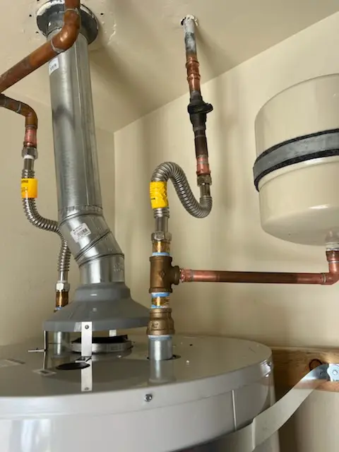 Water heater installation and plumbing repair in Willowbrook